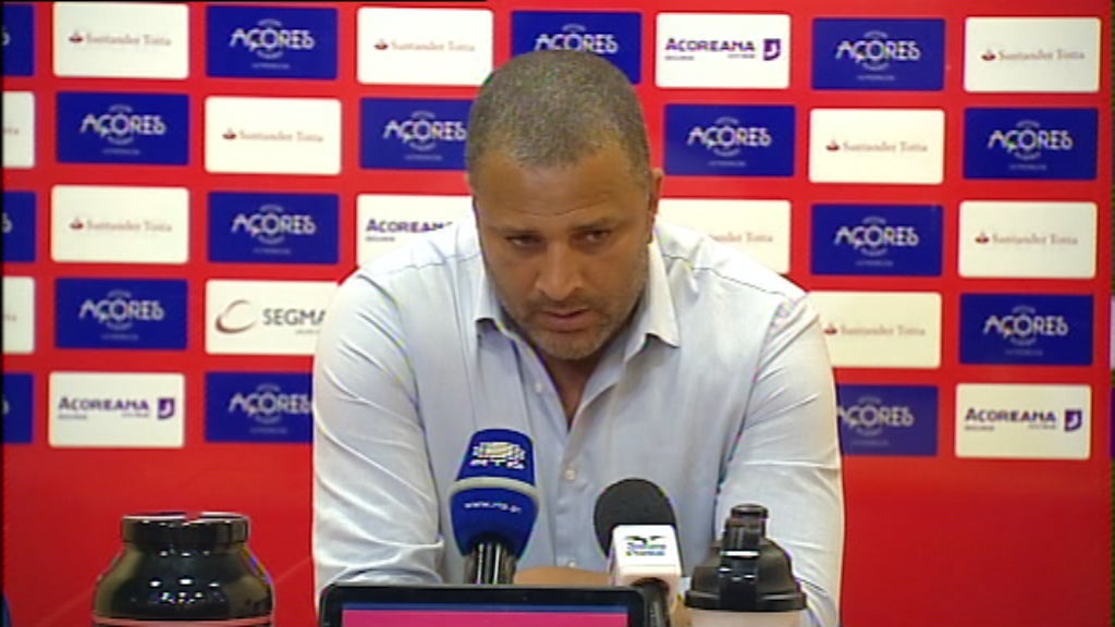 Futebol: Reação ao Santa Clara vs Leixões