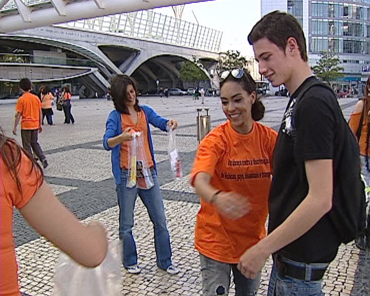 Contra a homofobia e transfobia