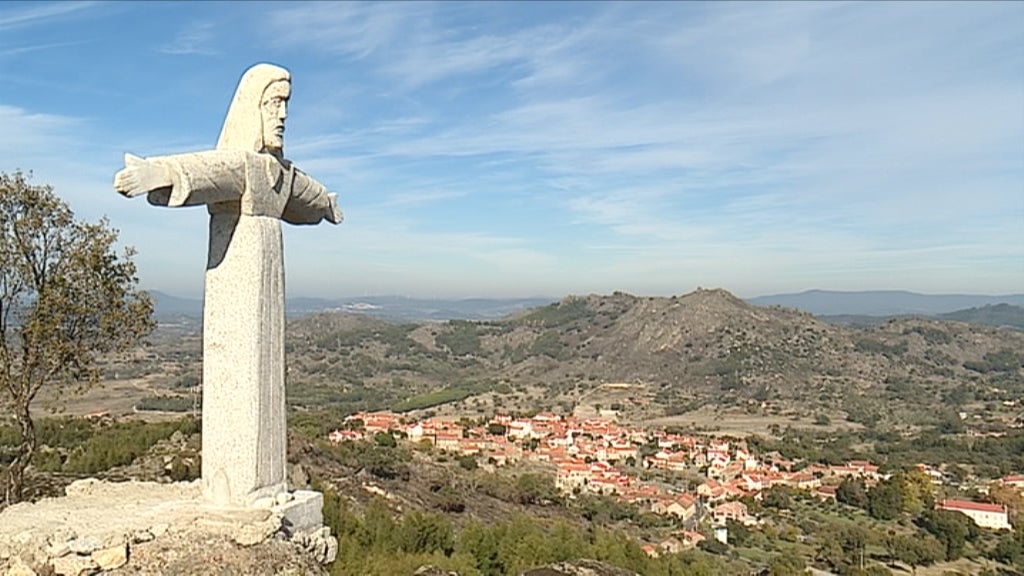 Cristo Rei em granito