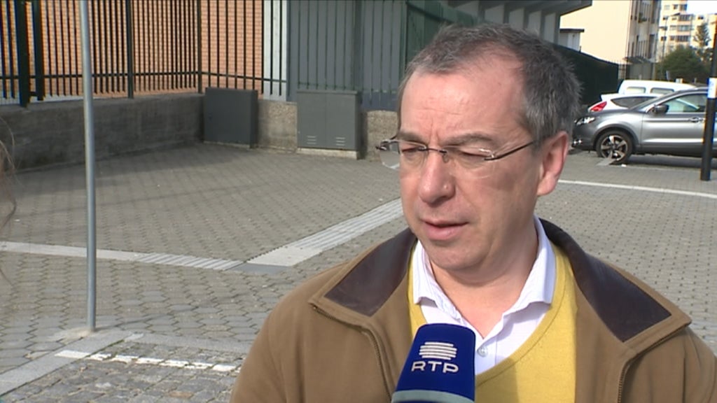 Professores doentes obrigados a lecionar