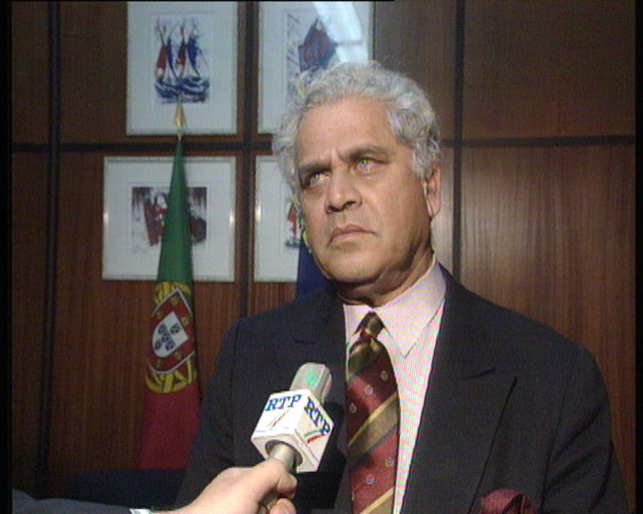 Demissão do diretor do SIS