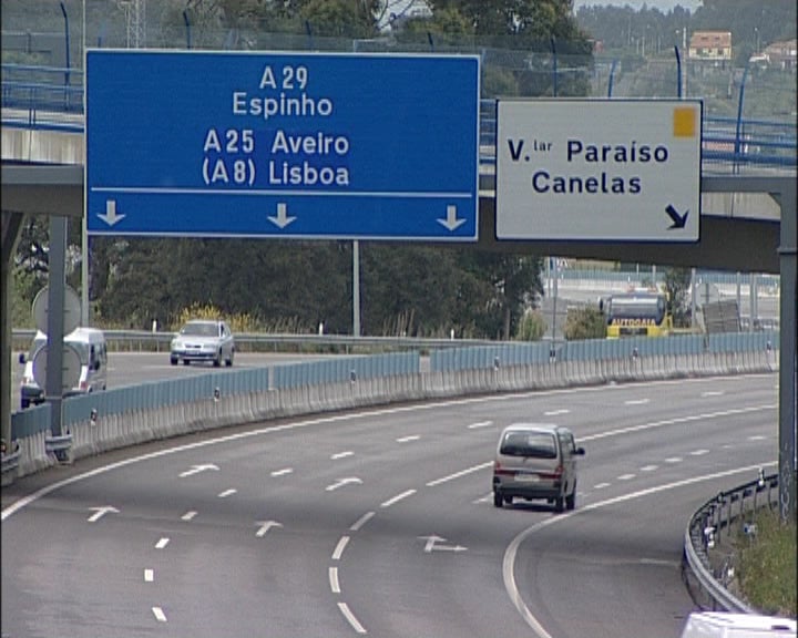Deputados visitam a A41 e a A32