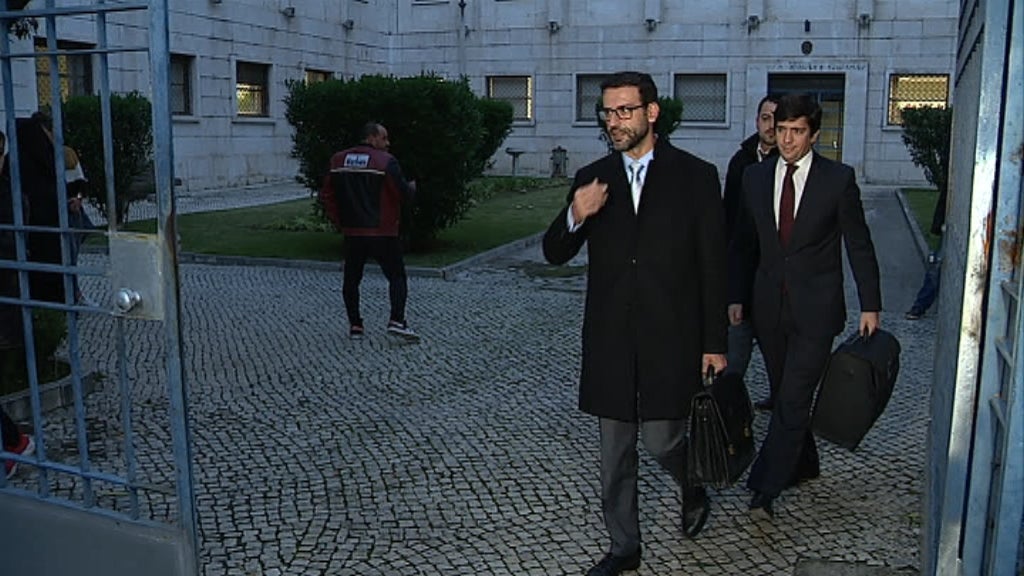 Instrução E-Toupeira