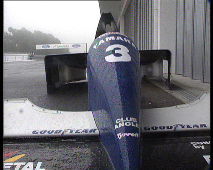 Automobilismo: Tyrrell interessada em Pedro Lamy