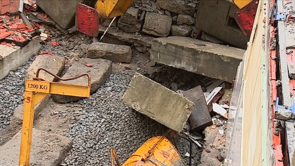 Queda de grua no Porto