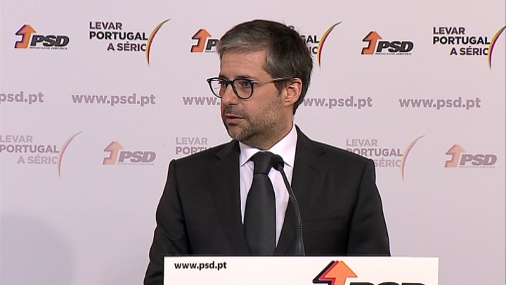 Conferência de imprensa de Marco António Costa