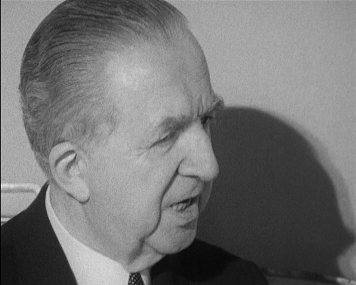 Giuseppe Pella comenta a adesão de Portugal à CEE