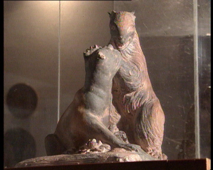 Exposição de objetos em cerâmica