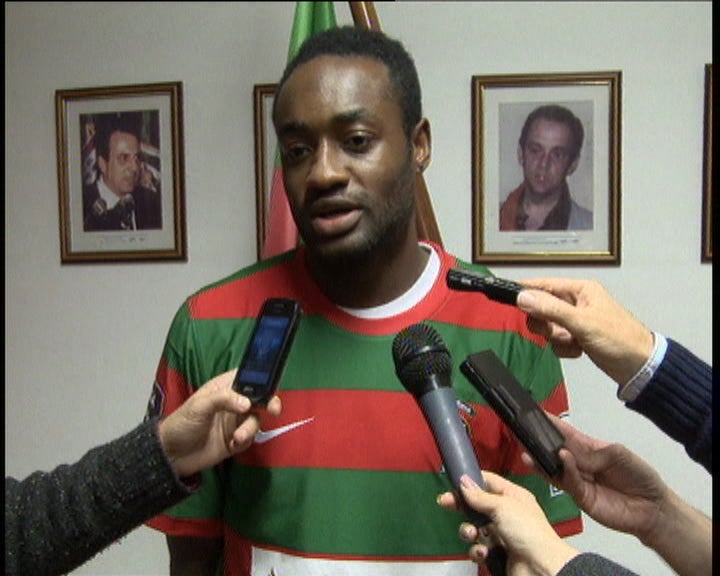 Futebol: Zainadine assina pelo Marítimo