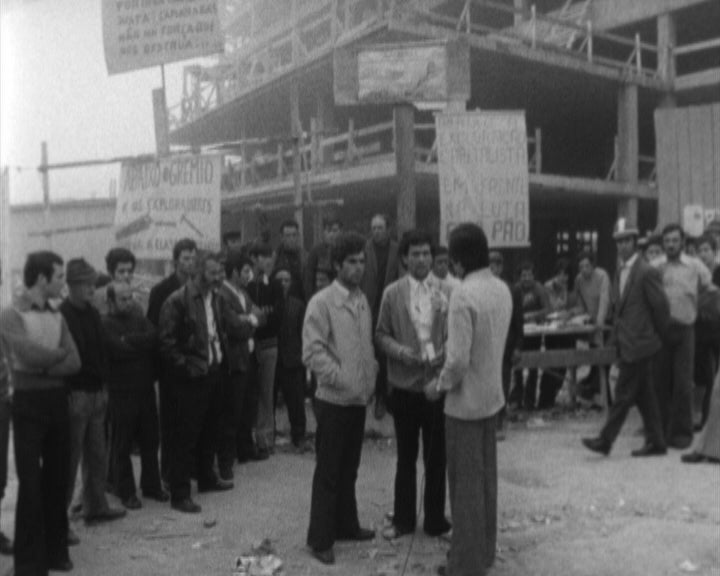 Greve na empresa Soares da Costa