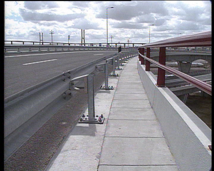 Moradores de Sacavém descontentes com a Ponte Vasco da Gama