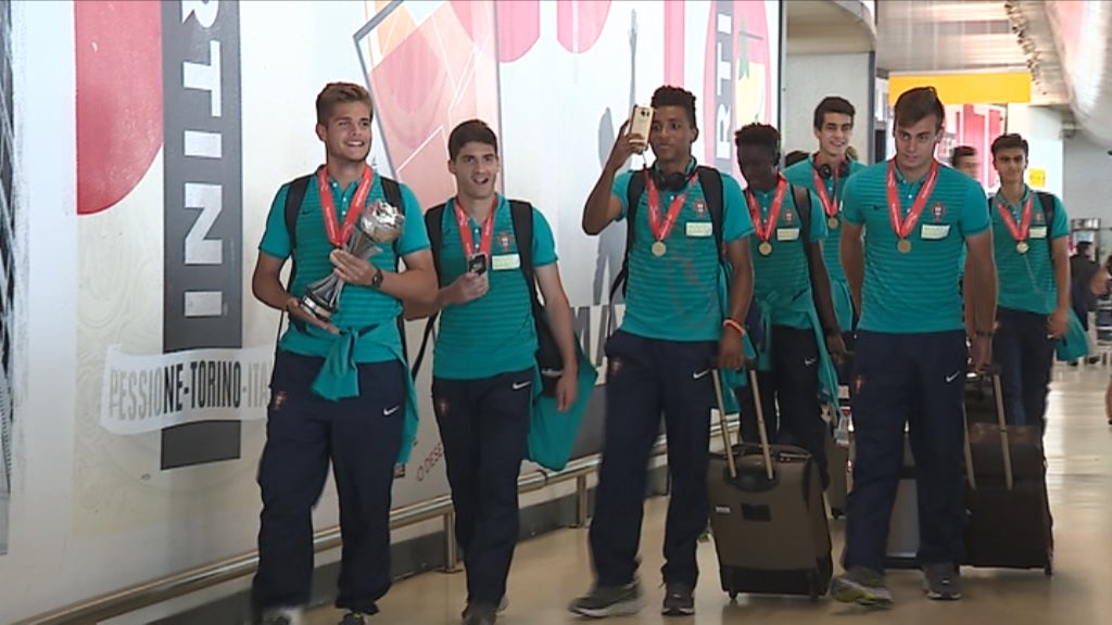 Futebol: Sub-17 campeões europeus