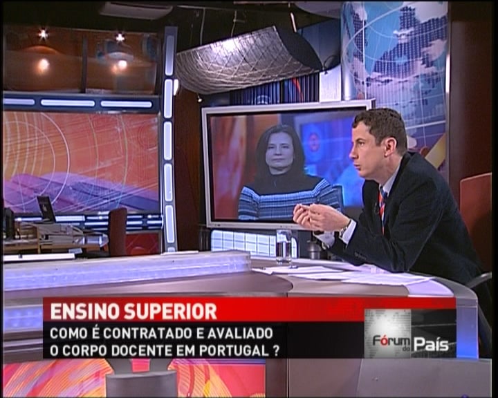 Revisão do estatuto da carreira docente universitária