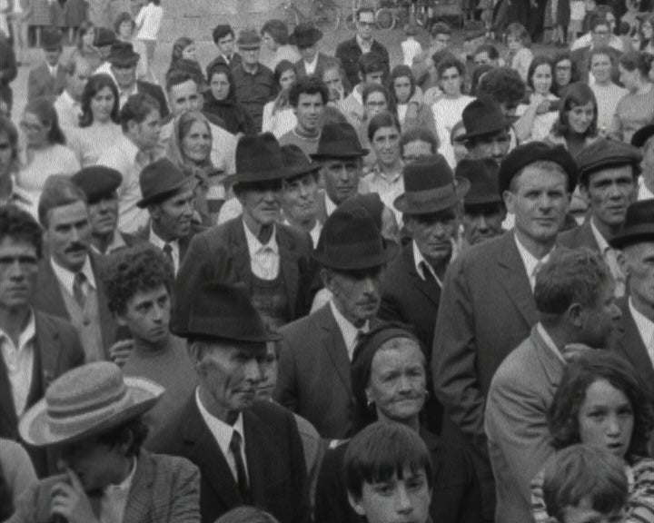 Sessão democrática em Nelas