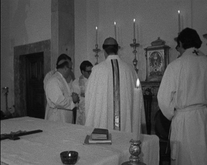 Dom António Ribeiro inaugura Igreja de Santo António