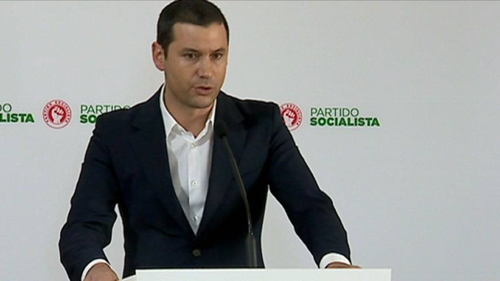 Críticas à negociação do Orçamento do Estado 2016