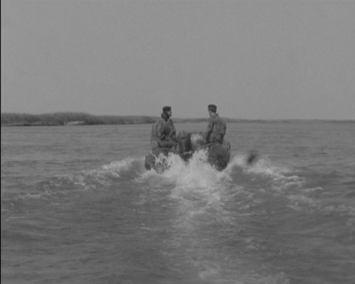 Um dia com os fuzileiros navais em Angola