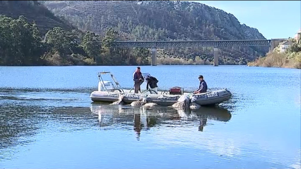 Poluição no rio Tejo