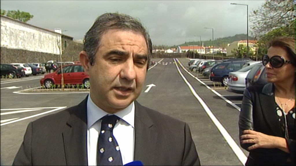 Inauguração de novo parque de estacionamento