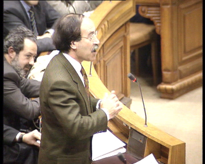 Debate parlamentar sobre Timor