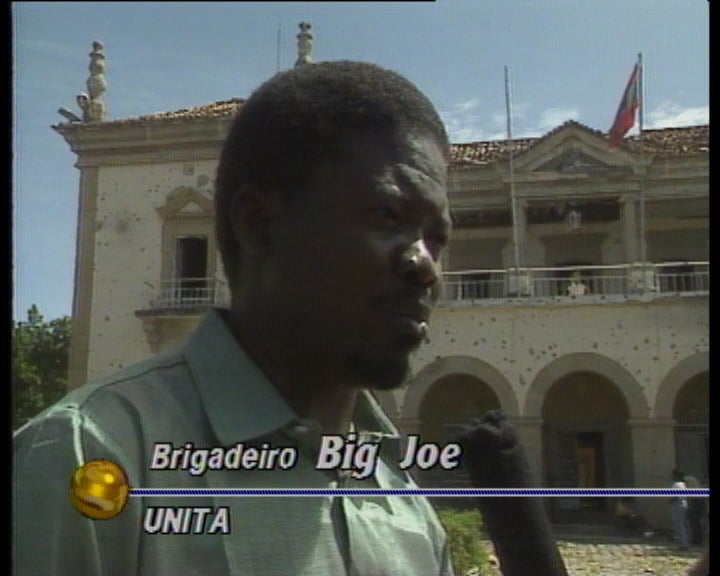 Rasto de destruição no Huambo