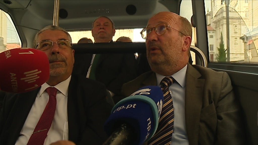 Autocarros 100% elétricos