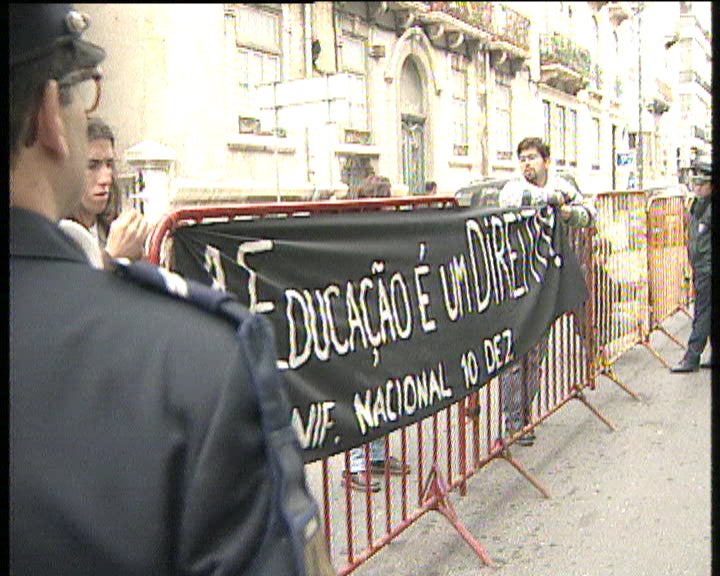 Estudantes contra a Lei das Propinas