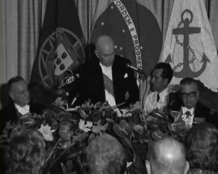 Visita oficial de Américo Tomás ao Brasil