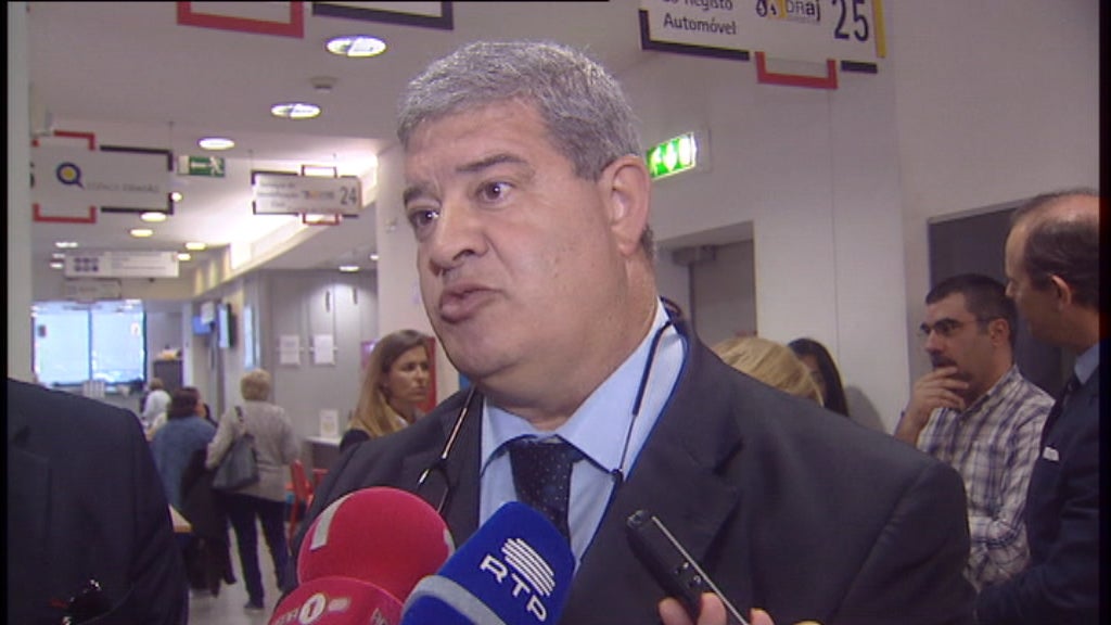 Loja do Cidadão do Funchal com balcão automático de saúde