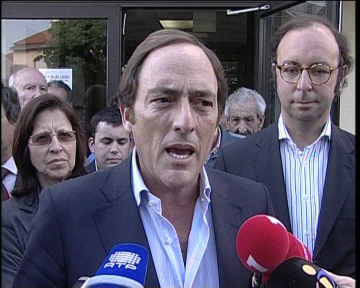 Paulo Portas critica subida de impostos