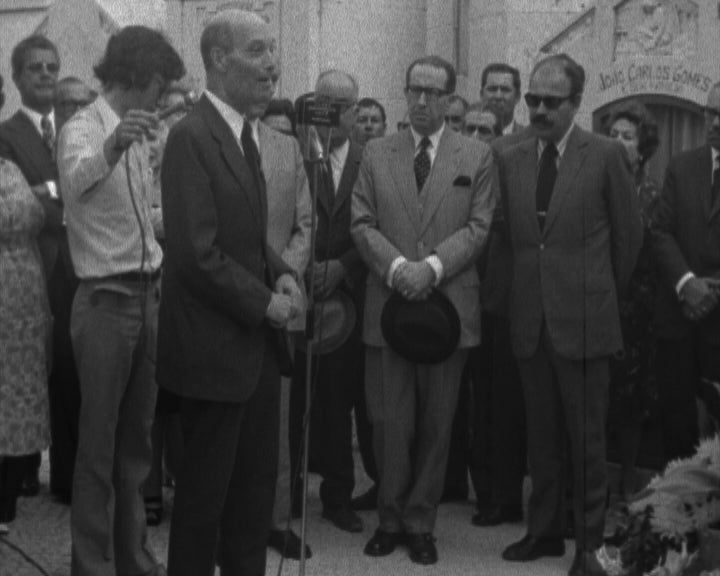 Bênção das sepulturas de Adelina e Aura Abranches