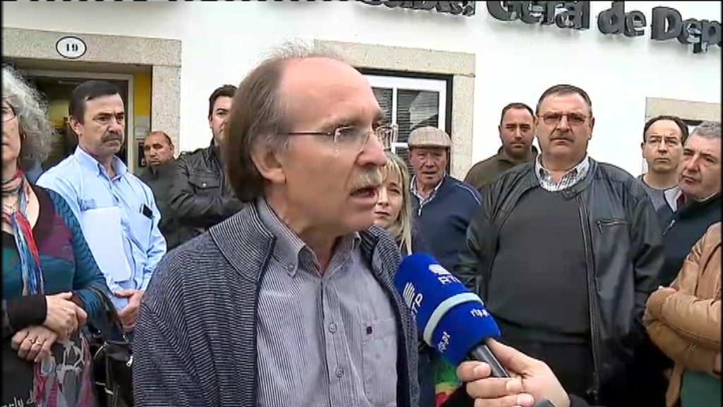 Manifestação contra o fecho de balcão da CGD