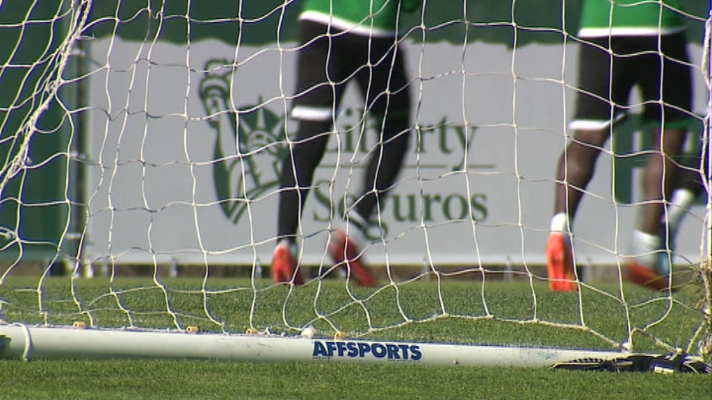 Futebol: antevisão Benfica vs Sporting
