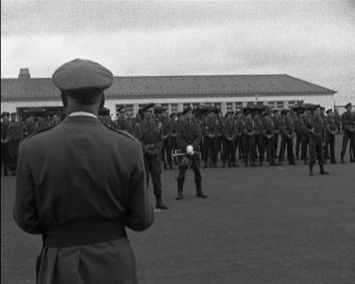 Cerimónia militar do Dia da Unidade no RAL 1