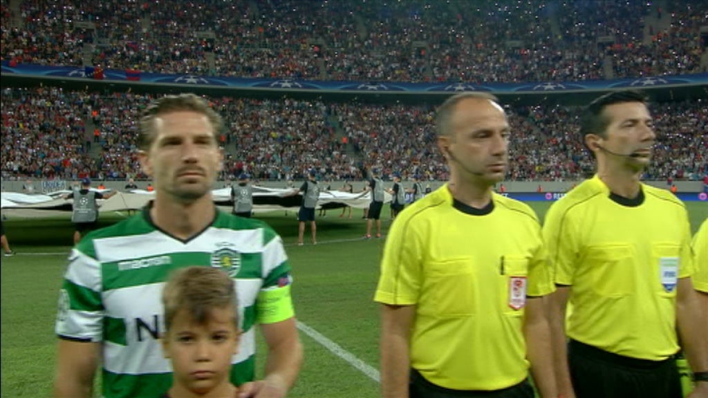 Futebol: entrevista a Adrien Silva