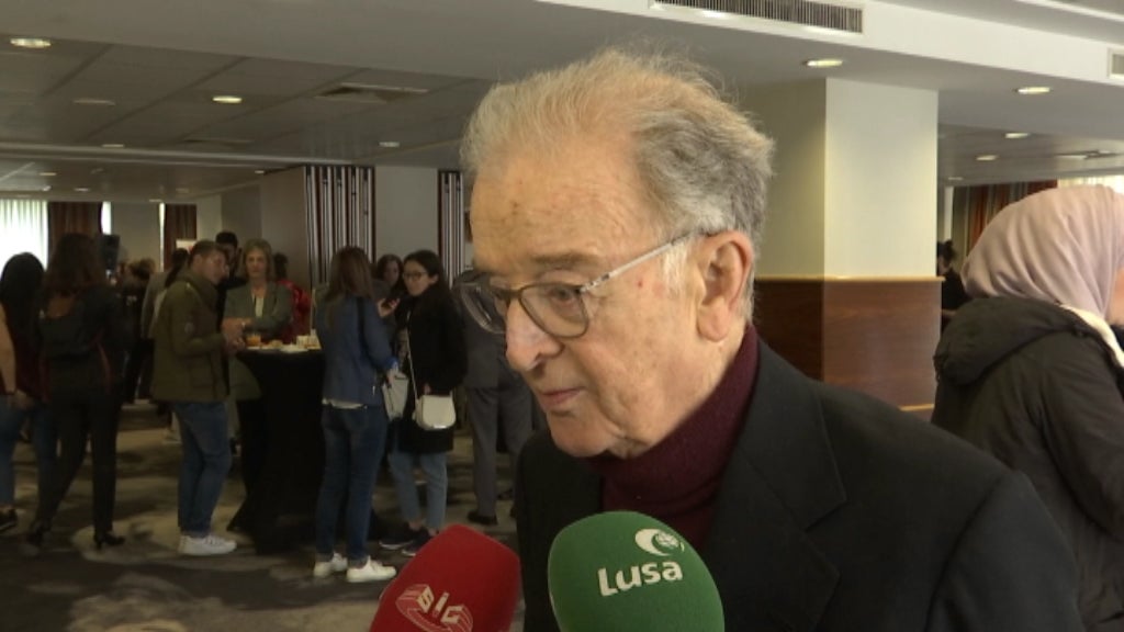 Plataforma Global de Apoio a Estudantes Sírios