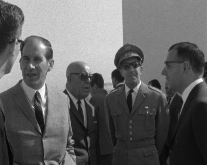 Pinto Serrão visita o Liceu da Póvoa de Varzim