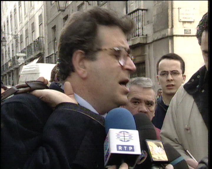 Inquilinos revoltados com ordem de despejo