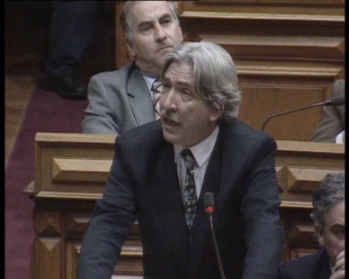 PS pede demissão de Mira Branquinho