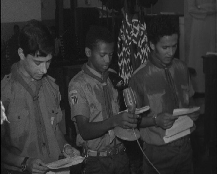 Cerimónia de juramento e investidura de escuteiros em Bissau