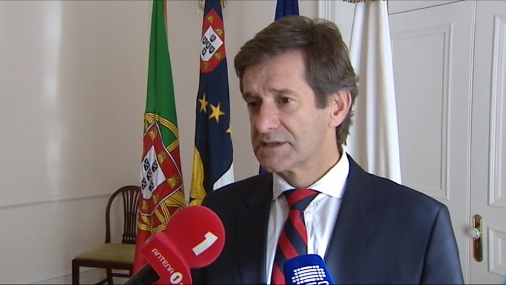 Convénio Universidade Açores com Ordem Médicos