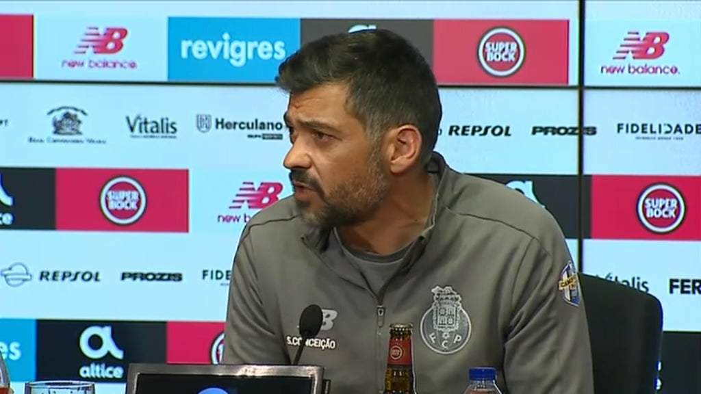 Futebol: Lesão de Corona