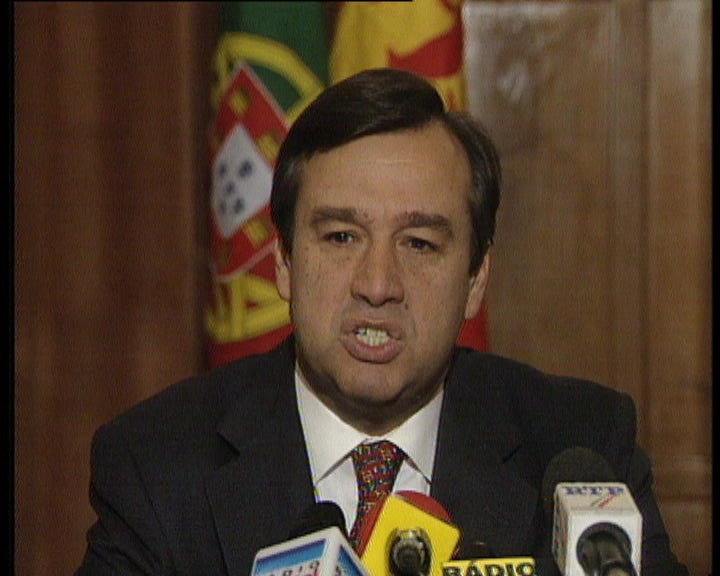 Venda de armas a Angola