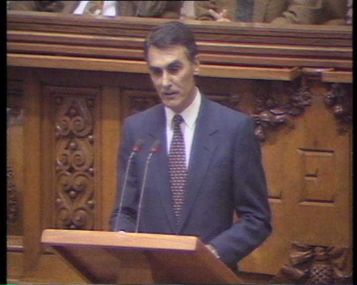 Cavaco Silva apresenta programa do Governo