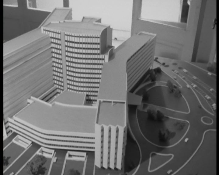 Propostas para novos Hospitais em Lisboa e Coimbra