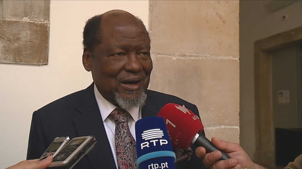 Joaquim Chissano apela à ajuda internacional