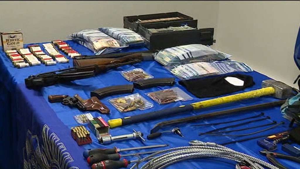 Operação “Caixa Automática”