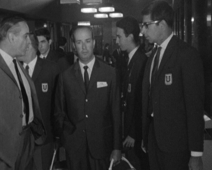 Partida de atletas para os Jogos Mundiais Universitários