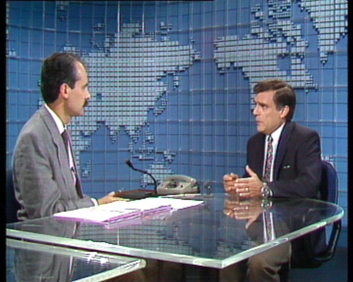 Entrevista a Carlos Albuquerque