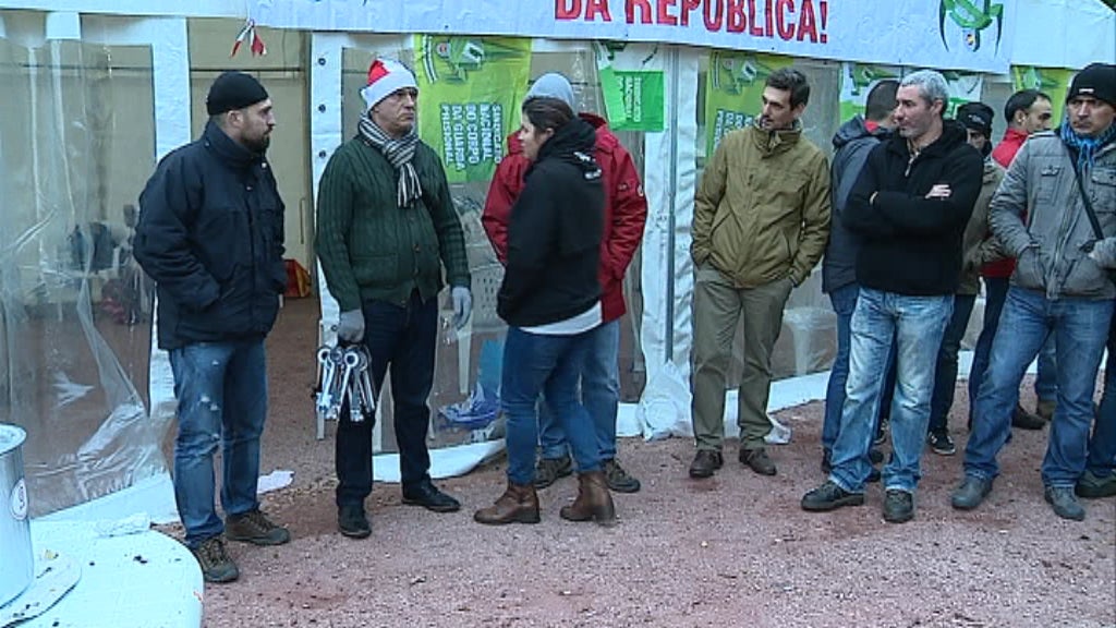 Guardas Prisionais vão continuar a fazer greve